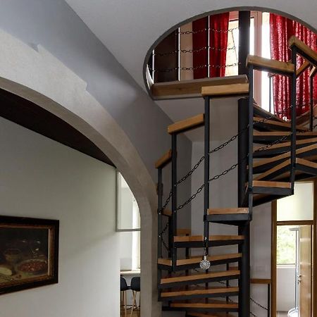 Prenociste Kastel Hotel Knin Kültér fotó