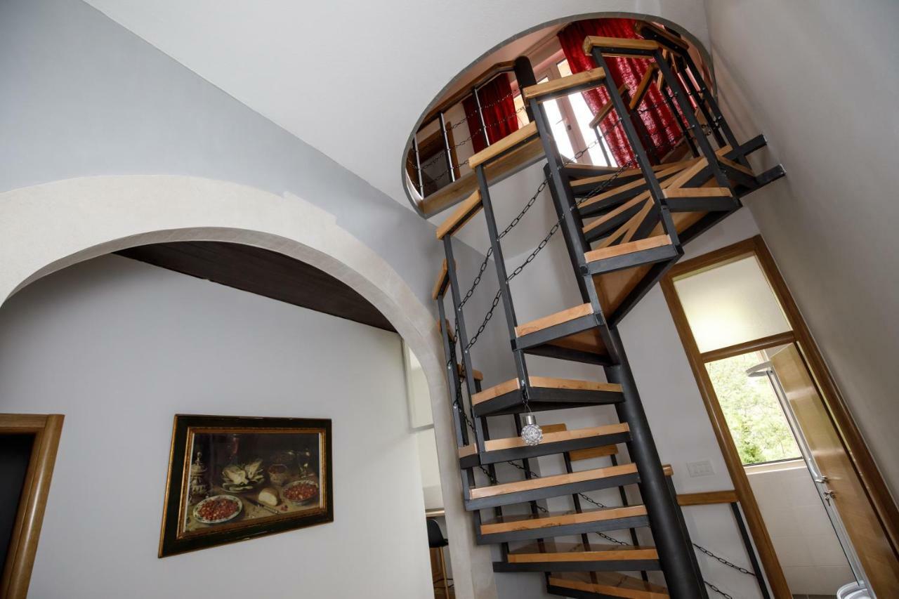Prenociste Kastel Hotel Knin Kültér fotó